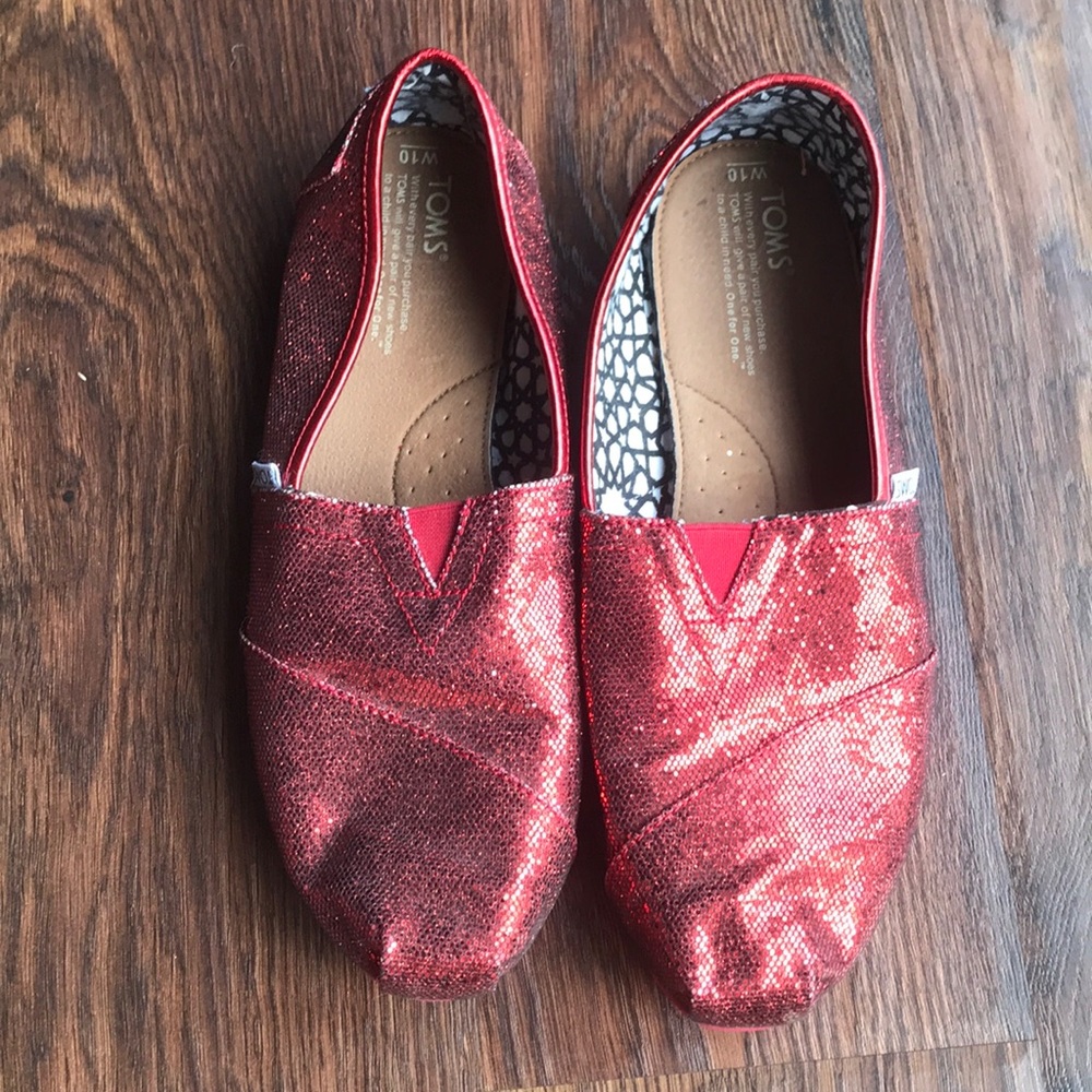 Red glitter Toms